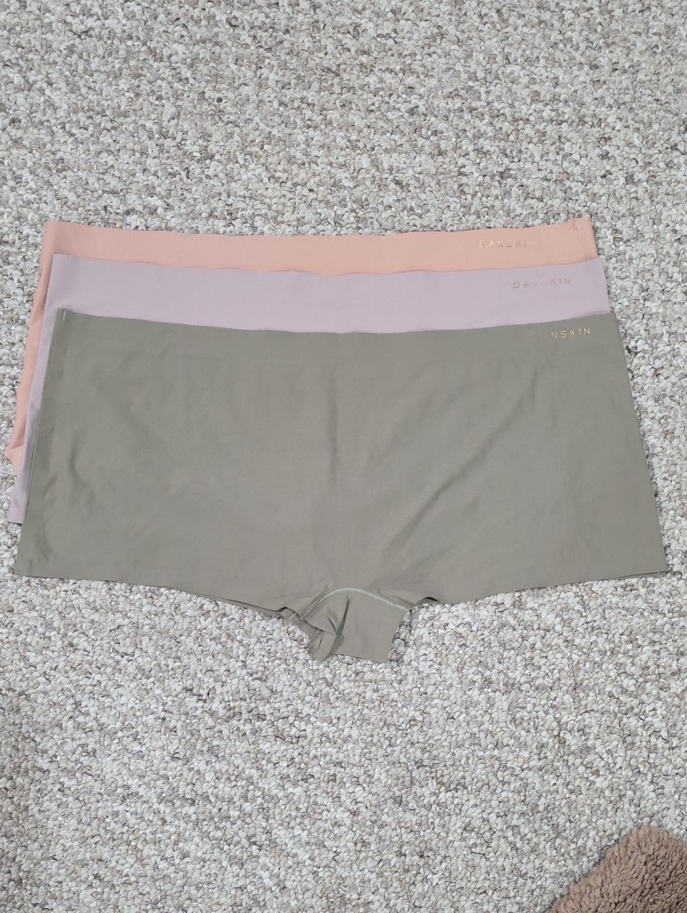 Danskin Seamless Boyshorts Xl Never Worn